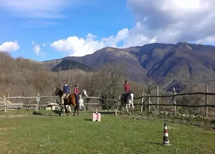 Mobile In Ferienresidenz Mit Pool Villanova d'Albenga