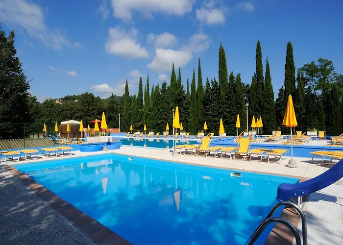 Mobile In Ferienresidenz Mit Pool فيلانويفا دي ألبينجا
